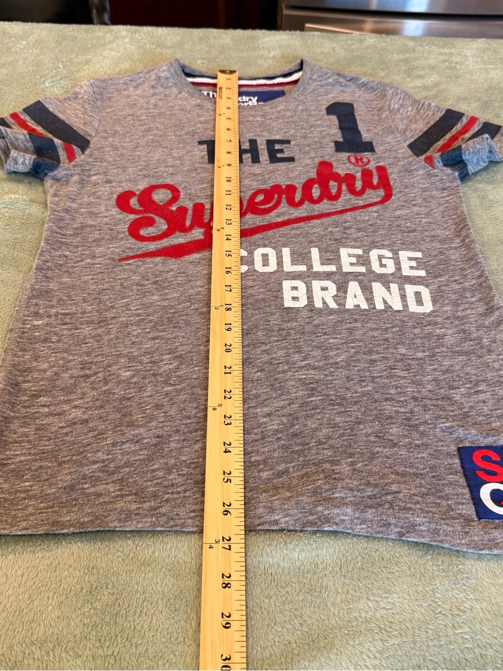 Superdry College Brand Graphic T Shirt Gray Red Blue Men’s Small Y2K - Picture 6 of 10